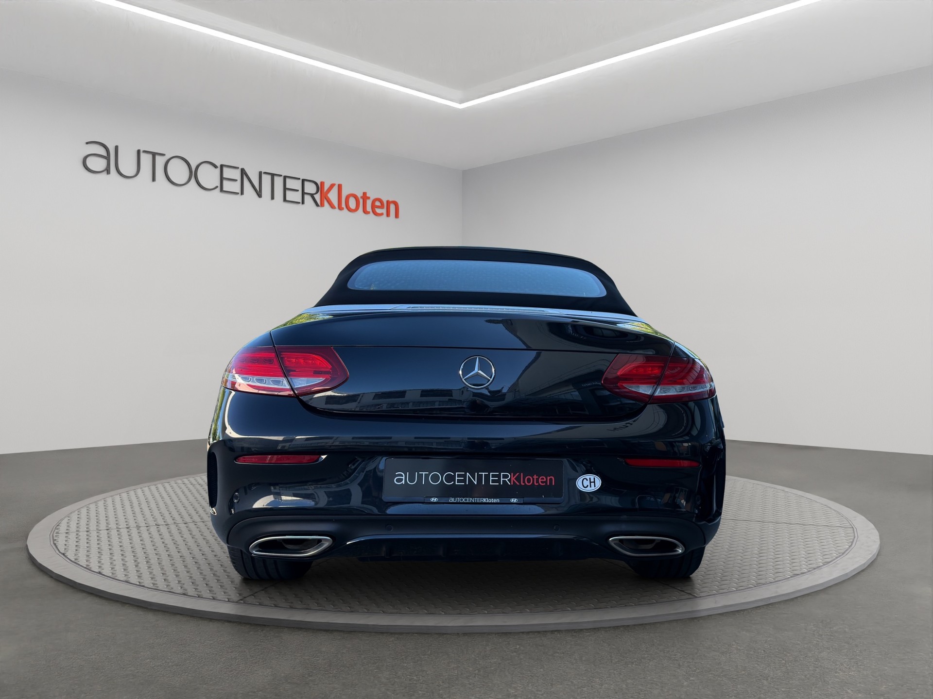 MERCEDES-BENZ C 200 AMG Line 4matic Cabriolet-image-4