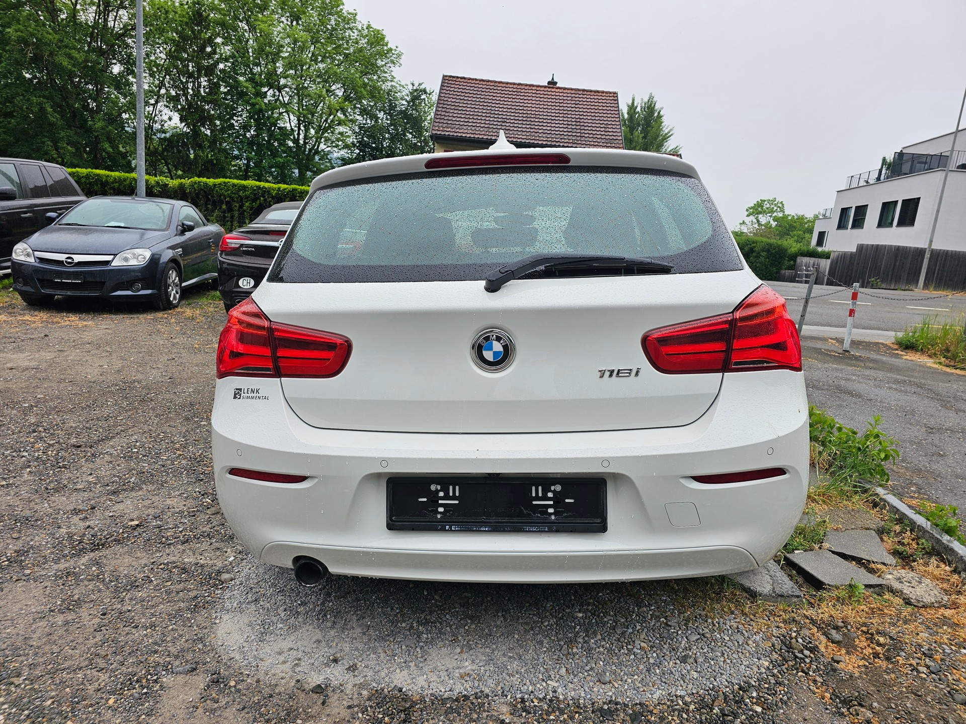 BMW 118i Sport Line Steptronic-image-4