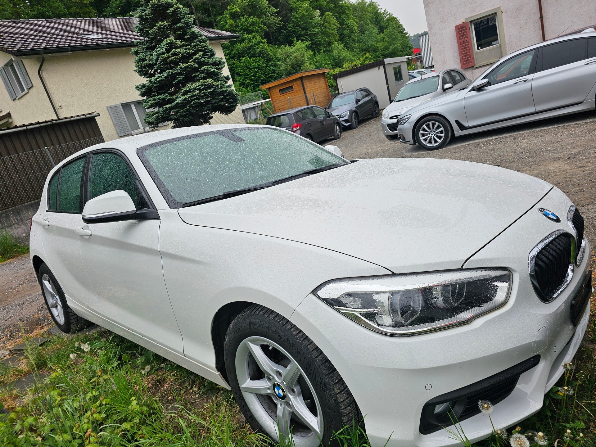 BMW 118i Sport Line Steptronic-image-1