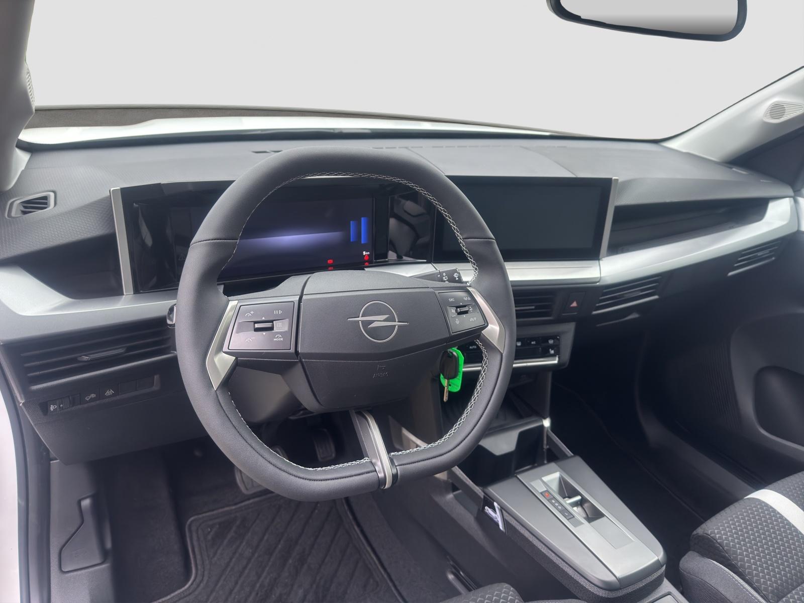 OPEL Frontera 1.2 T HEV 145 GS-image-11