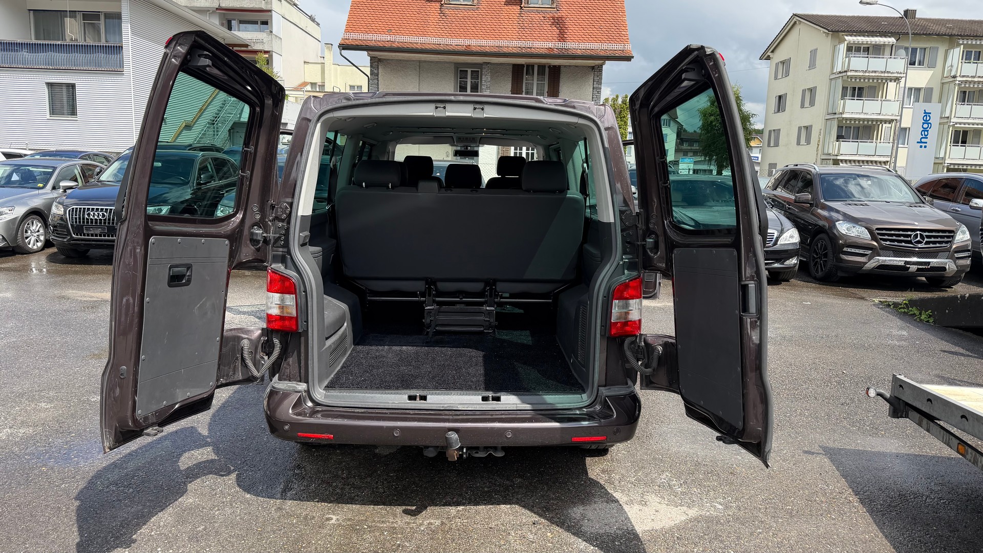 VW CARAVELLE COMFORT .LR.2.0 TDI CR-image-14