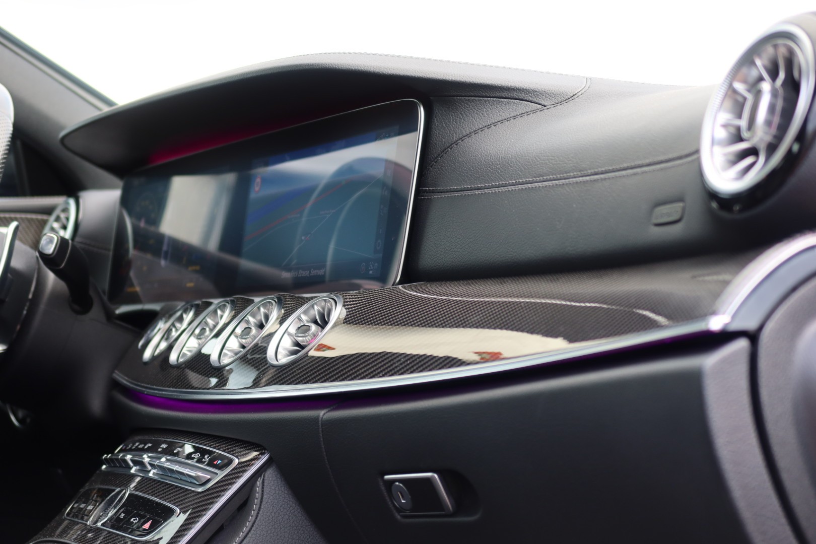 MERCEDES-BENZ CLS 53 AMG 4 Matic+ (CH)-image-16
