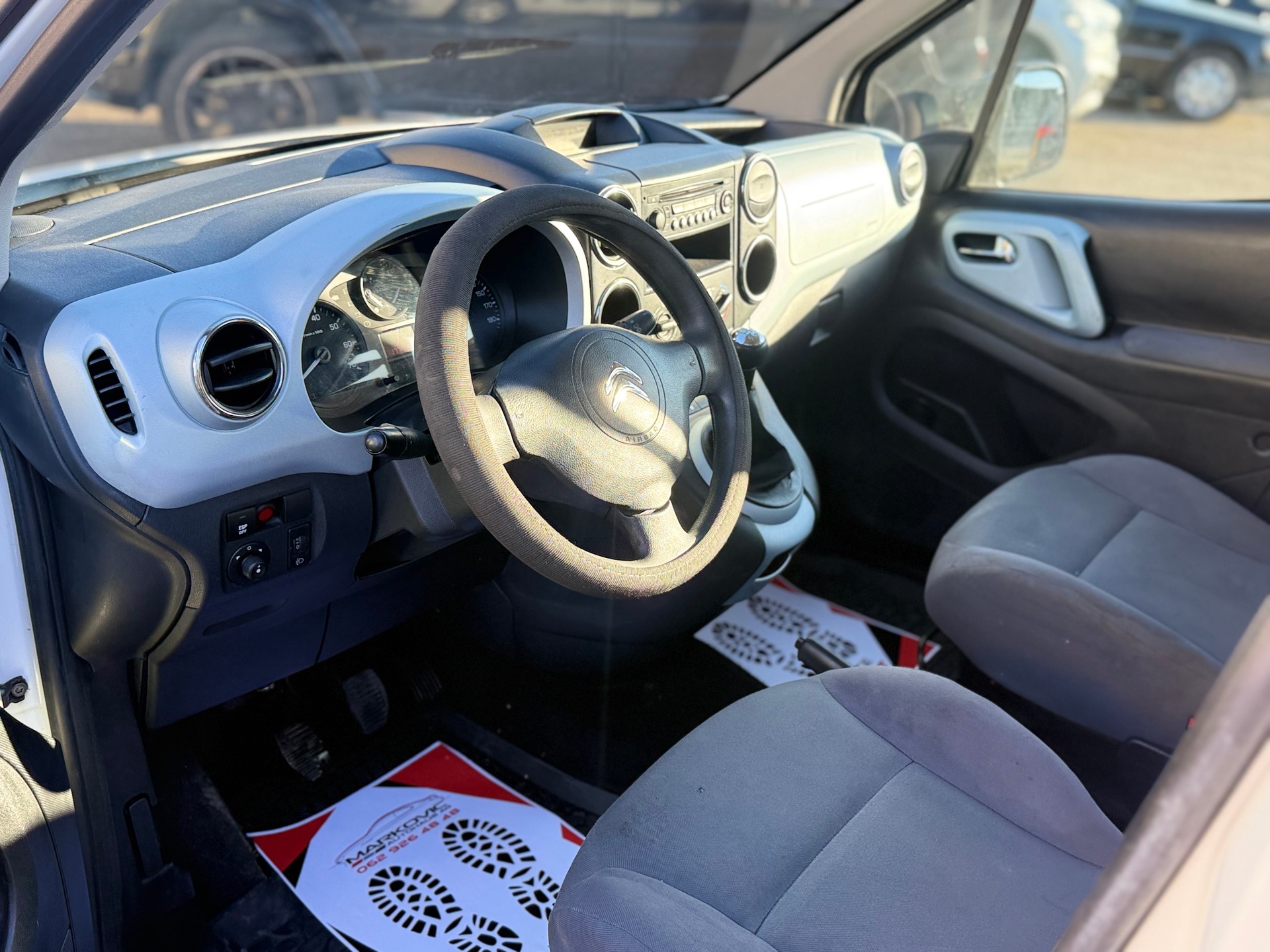 CITROEN Berlingo 1.6 HDi Tonic-image-9