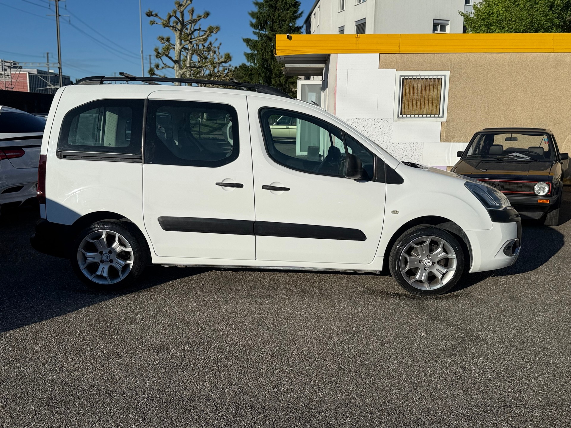 CITROEN Berlingo 1.6 HDi Tonic-image-4