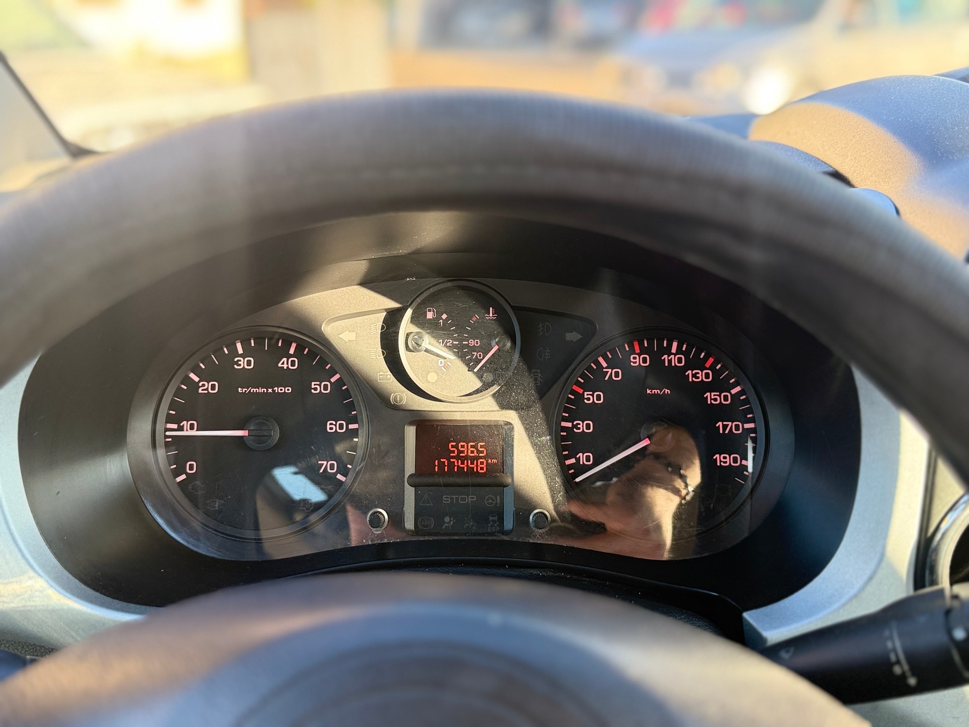 CITROEN Berlingo 1.6 HDi Tonic-image-11