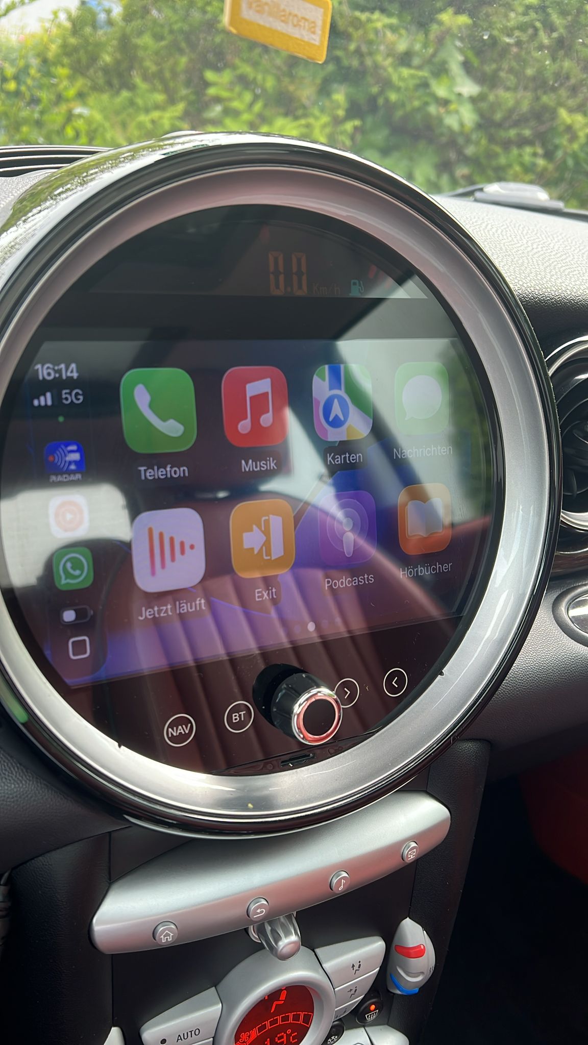 MINI 1.6i Cooper S-image-4