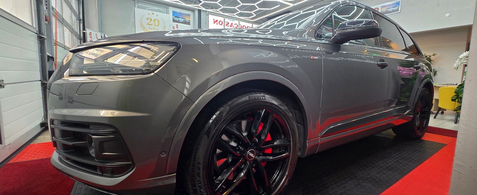 AUDI Q7 3.0 TDI quattro tiptronic S line-showroom-element-1