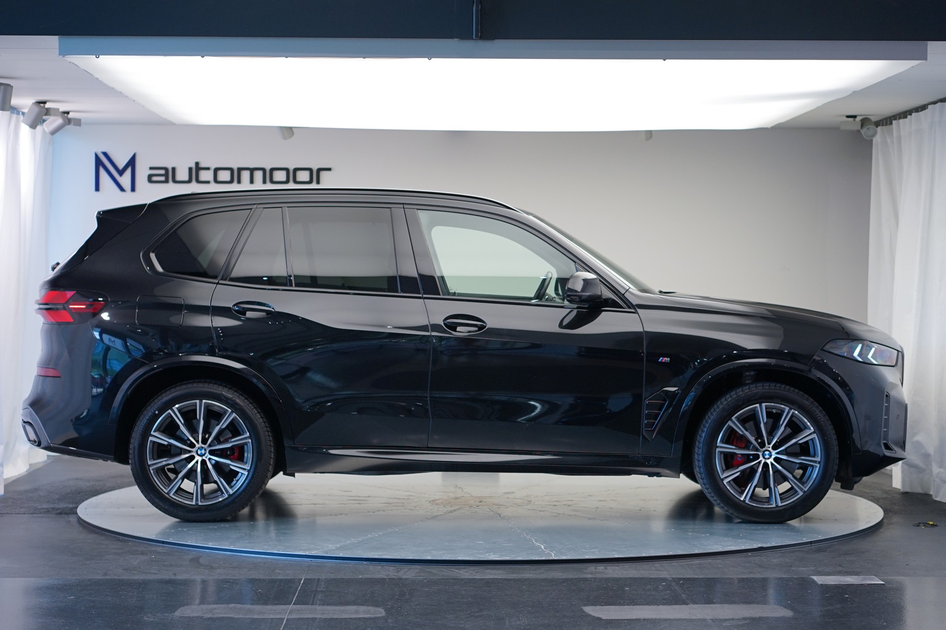 BMW X5 xDrive 48V 40d M Sport Pro Steptronic *7 Sitze* *CH-Fahrzeug*-image-3