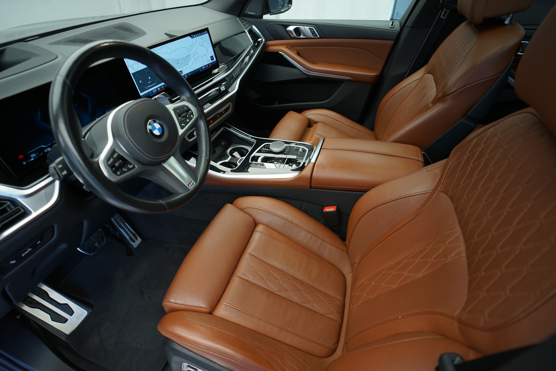 BMW X5 xDrive 48V 40d M Sport Pro Steptronic *7 Sitze* *CH-Fahrzeug*-image-13