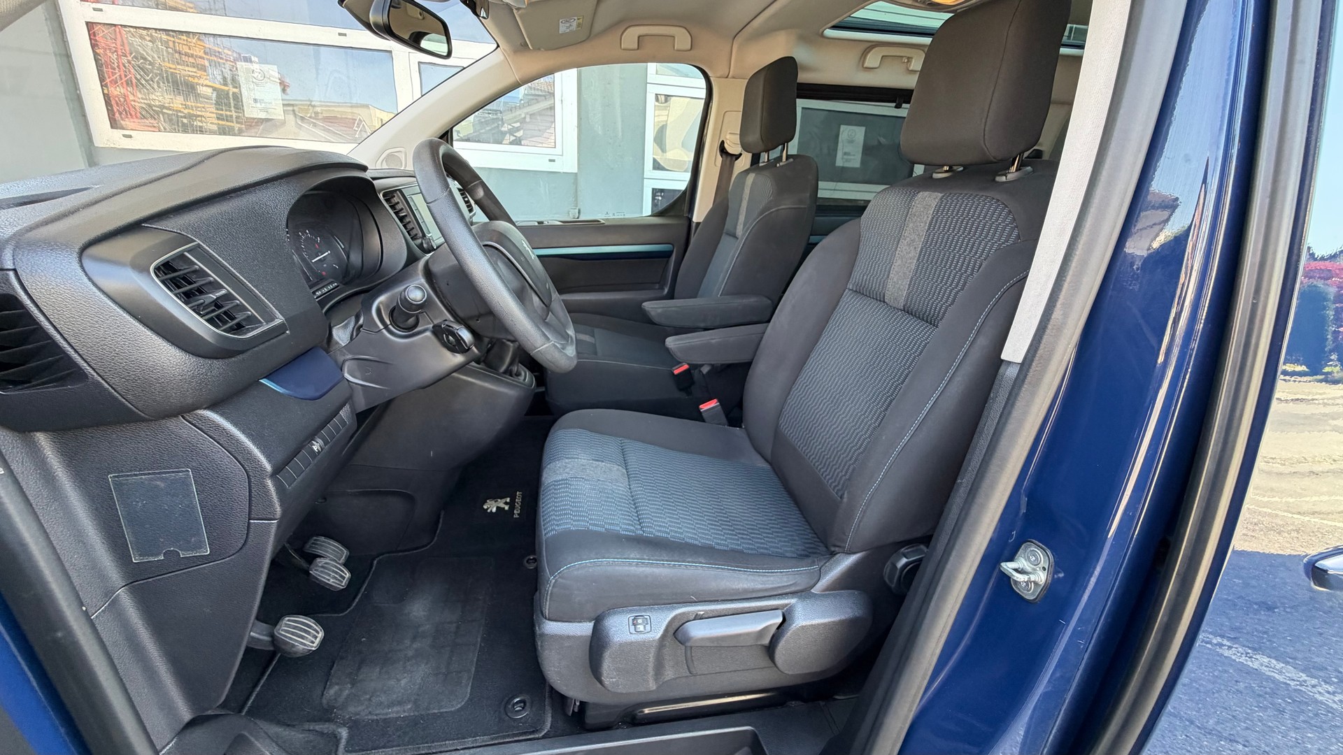 PEUGEOT Traveller 1.6 BlueHDi Active ♦️NEUER DPF*Ab MFK & Service♦️-image-25