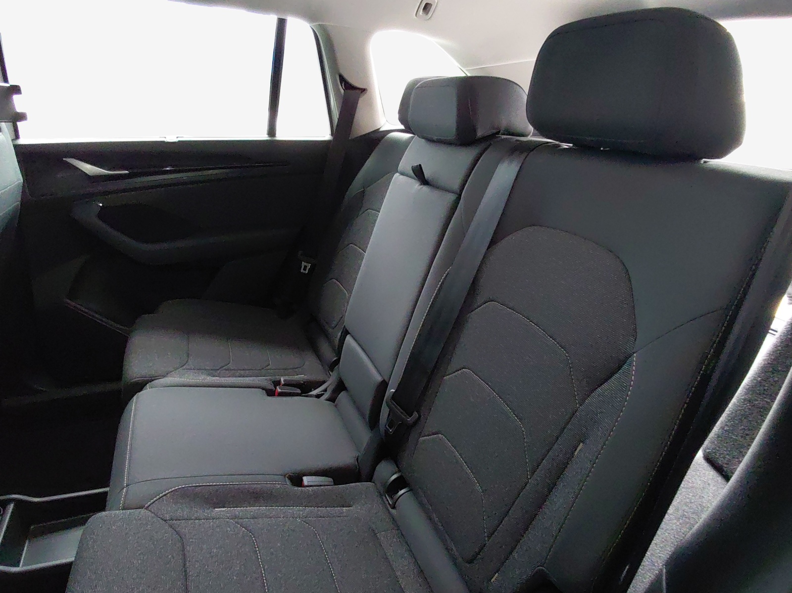 SKODA Kodiaq 1.5 TSI PHEV Selection-image-11