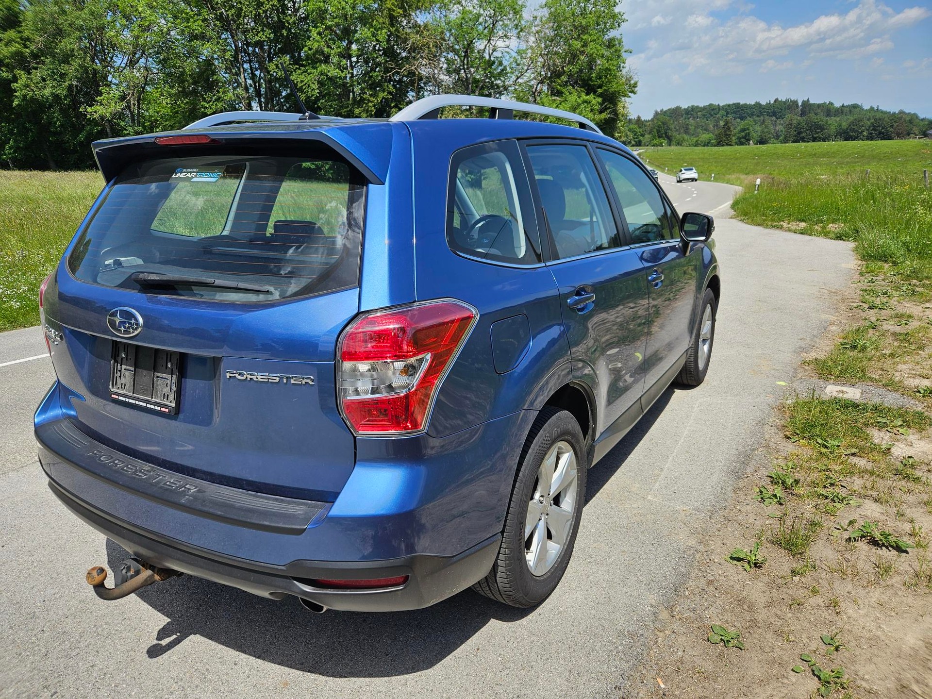 SUBARU Forester 2.0i Swiss Lineartronic-image-2