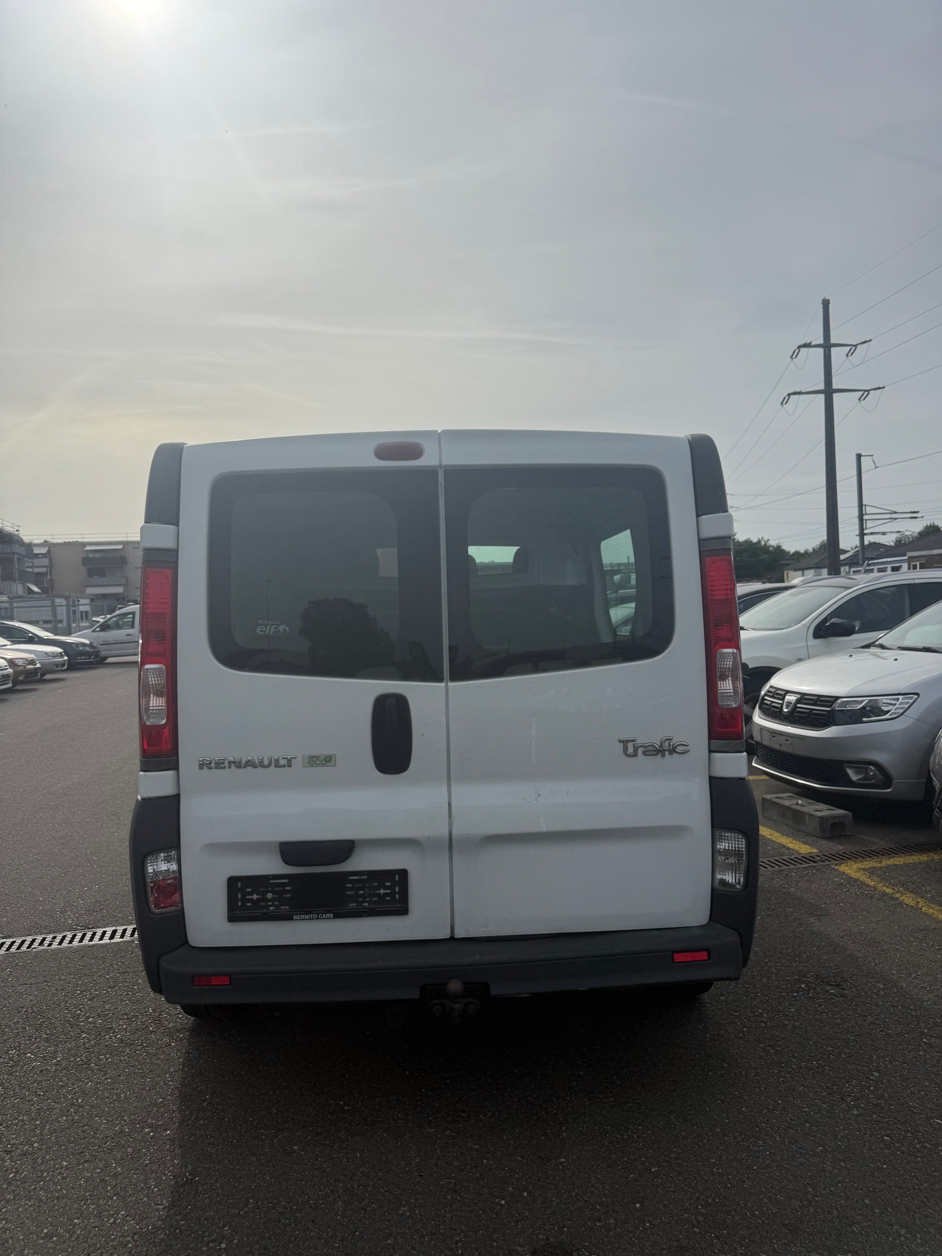 RENAULT Trafic 2.0 dCi 115 2.9t L2H1-image-2