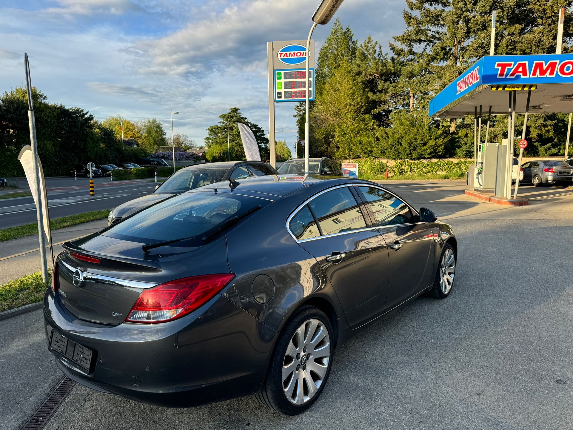 OPEL Insignia 2.0 CDTI Edition Automatic-image-5