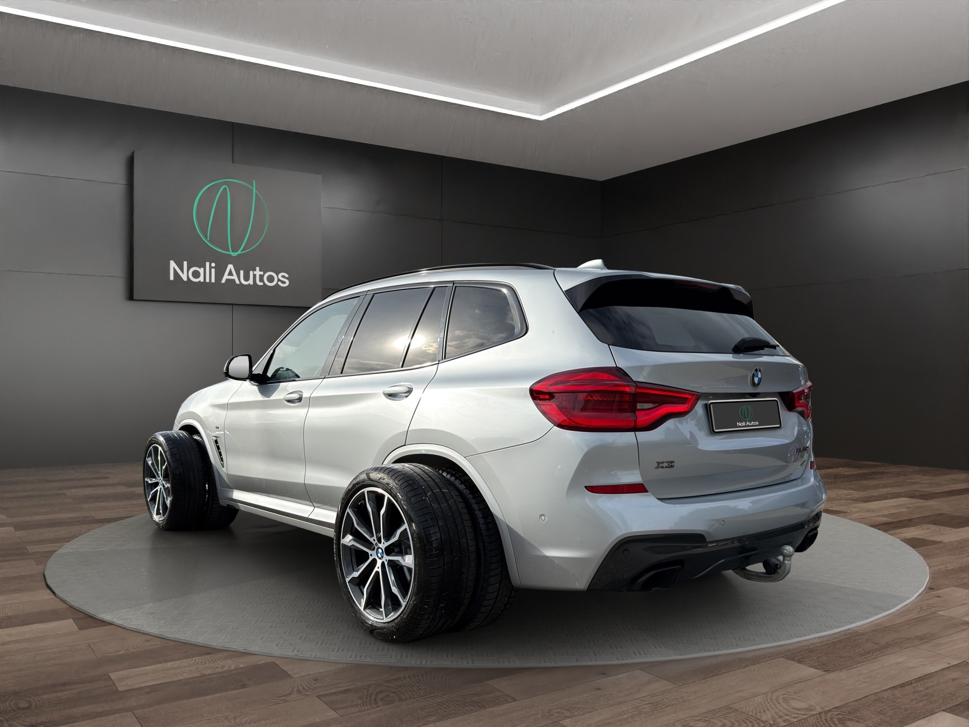 BMW X3 M40d Individual Steptronic-showroom-element-3