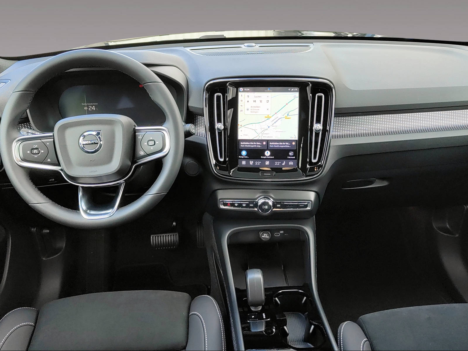 VOLVO EX40 82kWh Twin Motor AWD Xcentric Edition-image-9