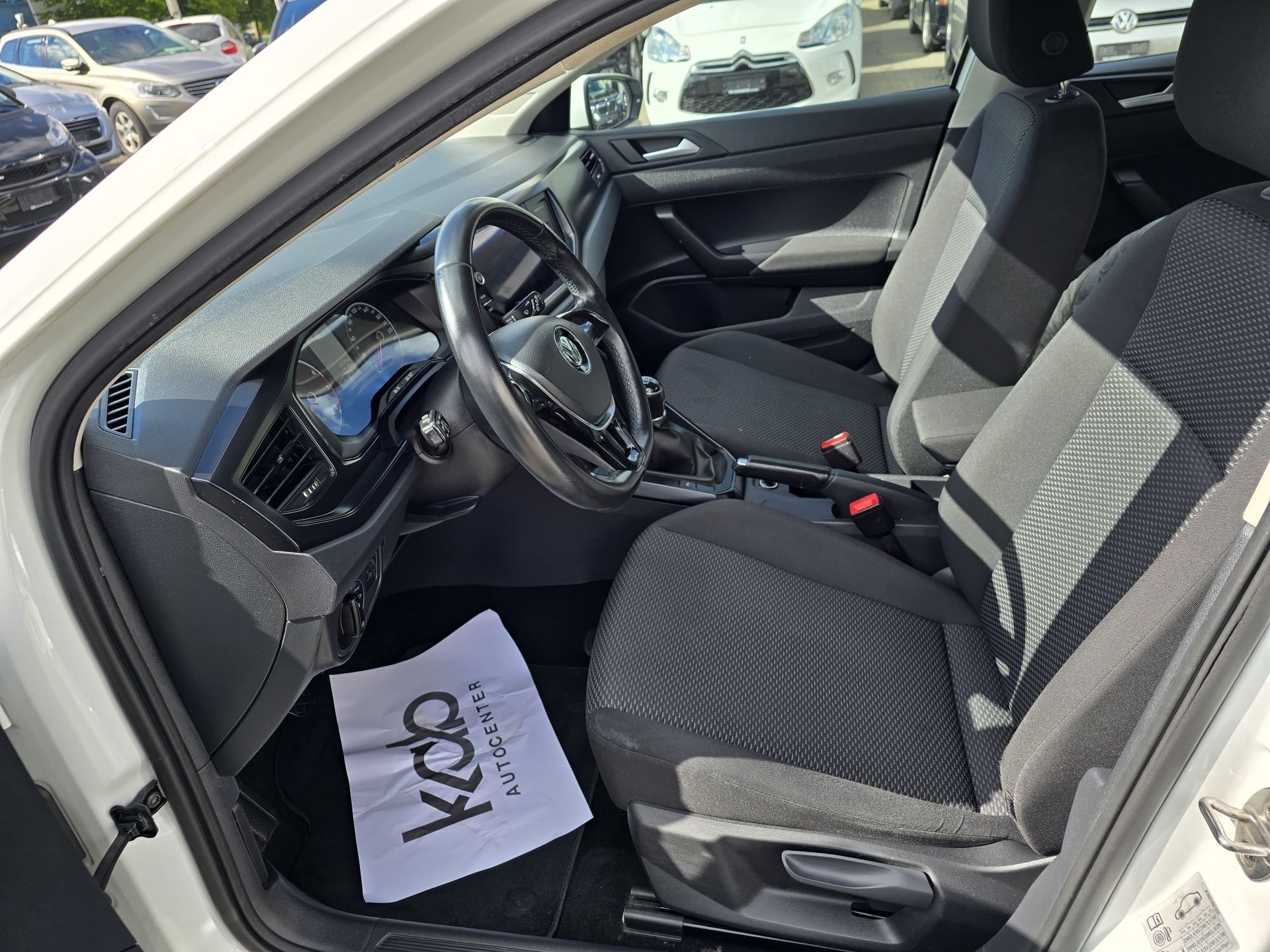 VW Polo 1.0 BMT Trendline-image-11