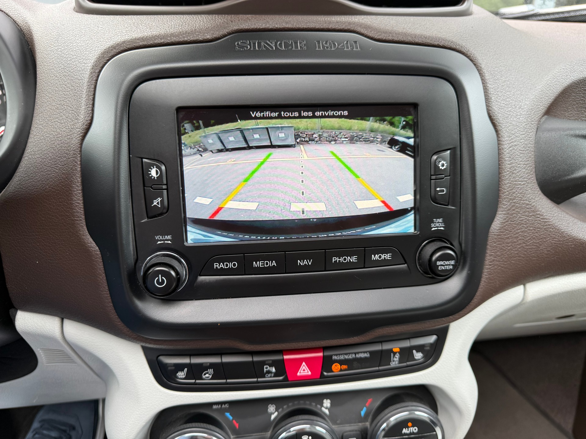 JEEP Renegade 2.0 CRD Limited AWD + Low Range 9ATX-image-8