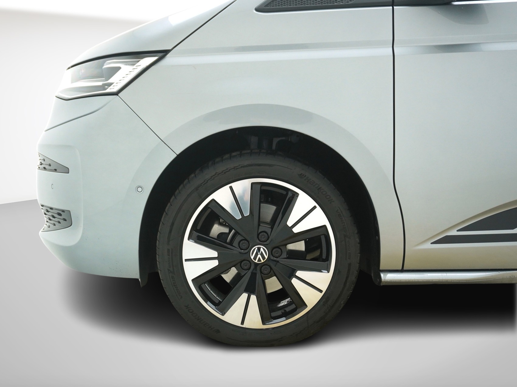 VW Multivan lang 1.5 TSI eHybrid Life Edition 4Motion DSG-image-9