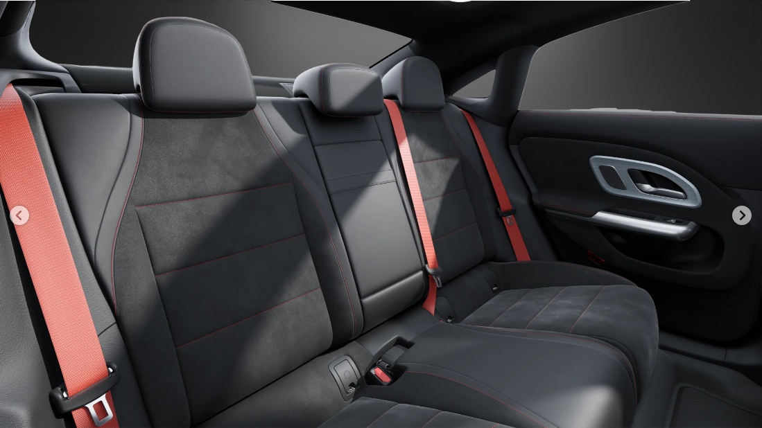 MERCEDES-BENZ CLA 200 8G-DCT 4Matic-image-8