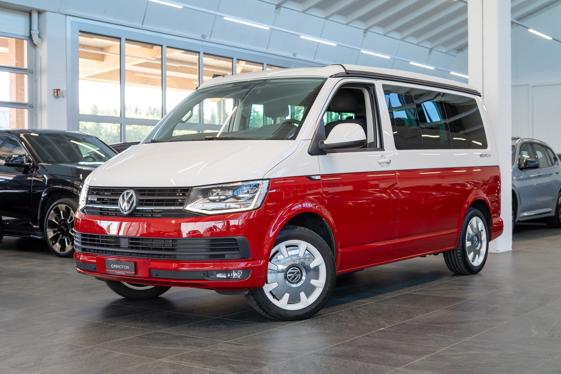 VW T6 California 2.0 TDI Beach 4Motion DSG / CH-Fahrzeug / AHK 2500 Kg / LED-Scheinwerfer-image-0