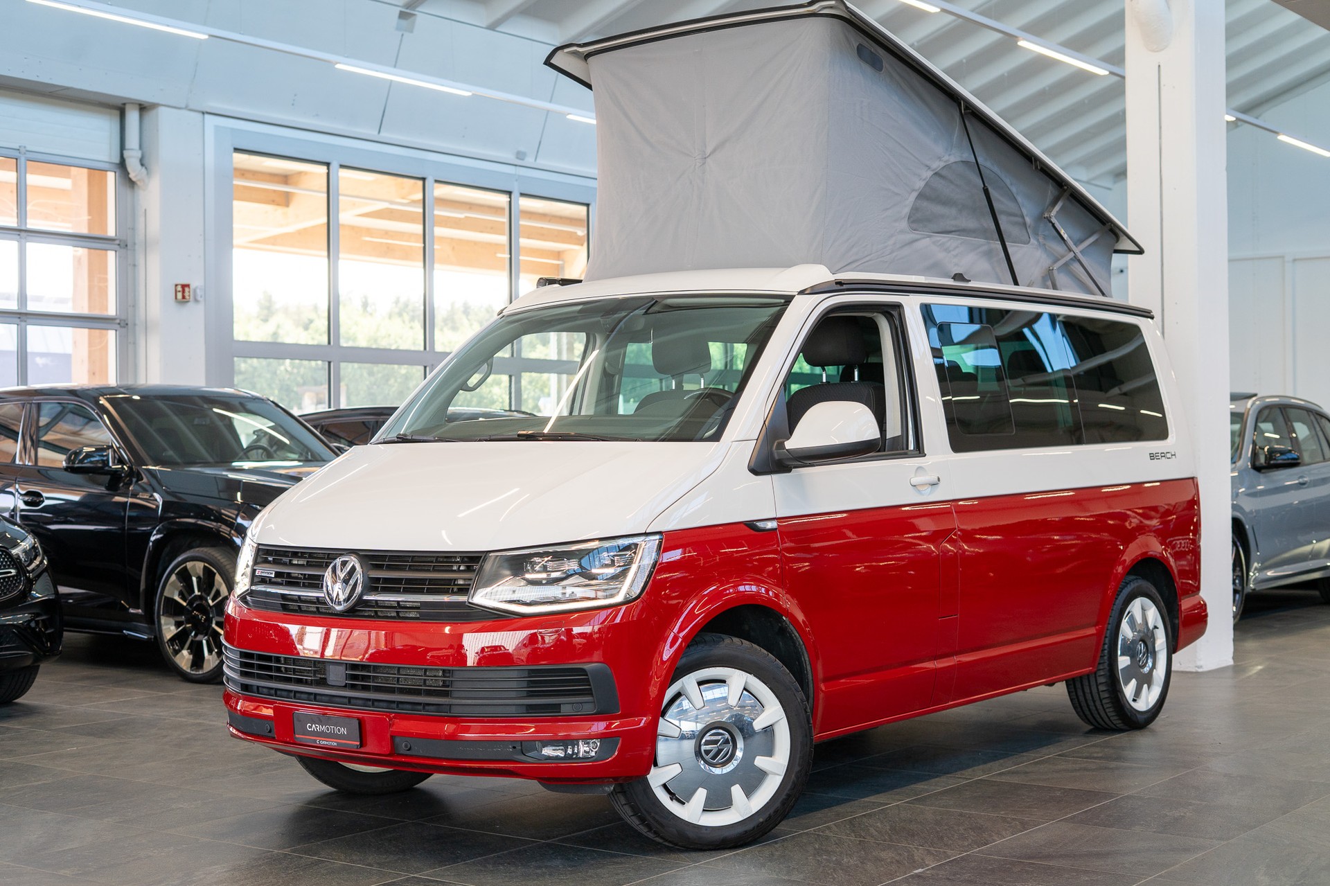 VW T6 California 2.0 TDI Beach 4Motion DSG / CH-Fahrzeug / AHK 2500 Kg / LED-Scheinwerfer-image-1