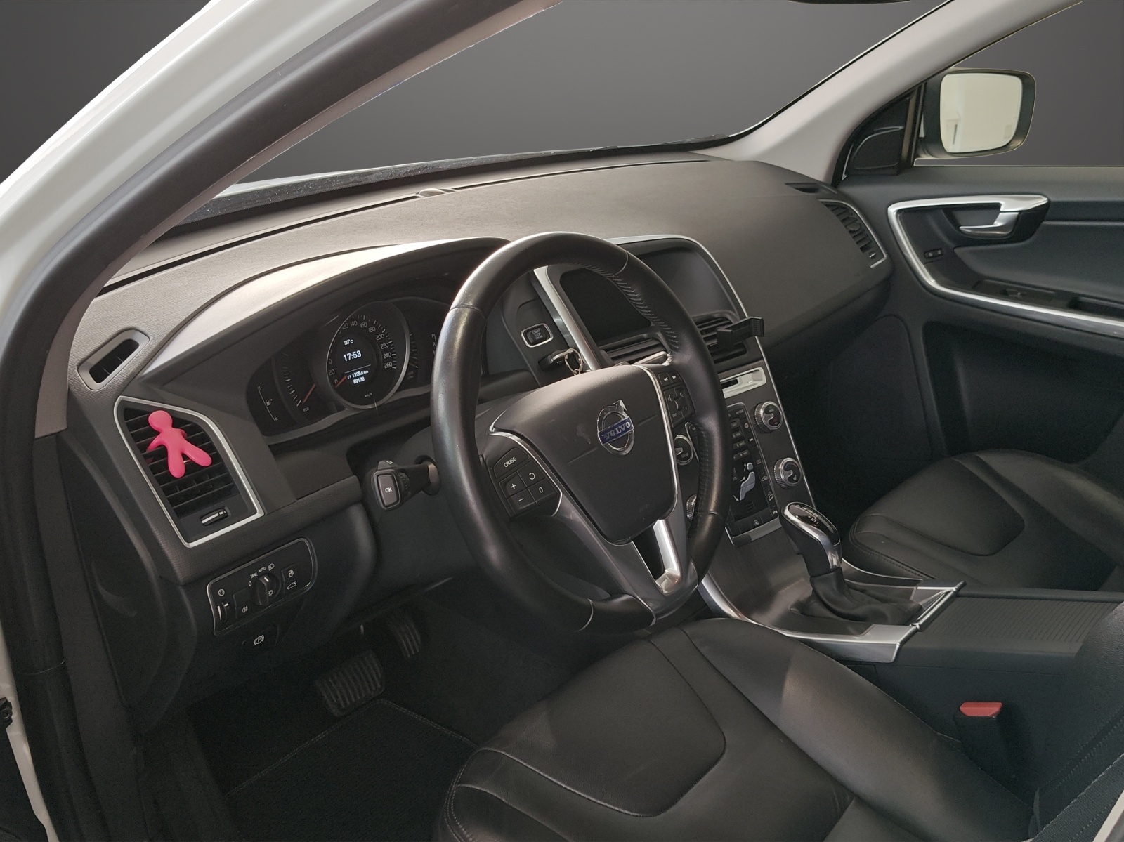 Image VOLVO XC60 XC60 D4 AWD Momentum Geartronic