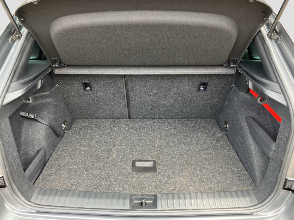 SKODA Kamiq 1.0 TSI Selection DSG-image-12
