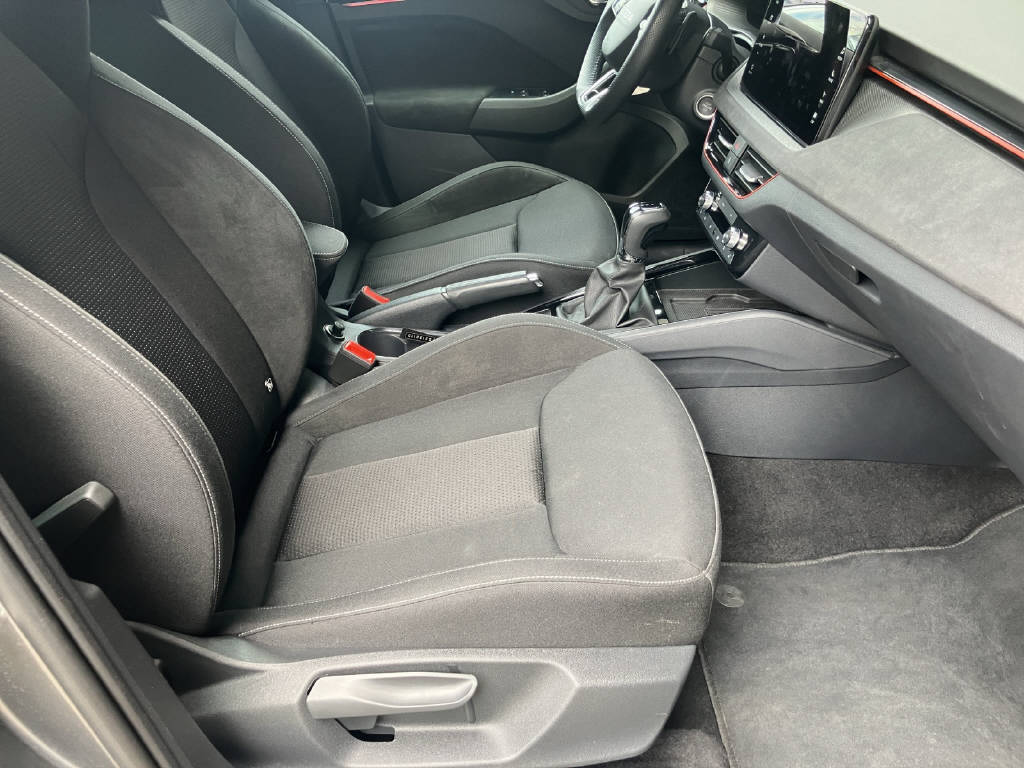 SKODA Kamiq 1.0 TSI Selection DSG-image-13