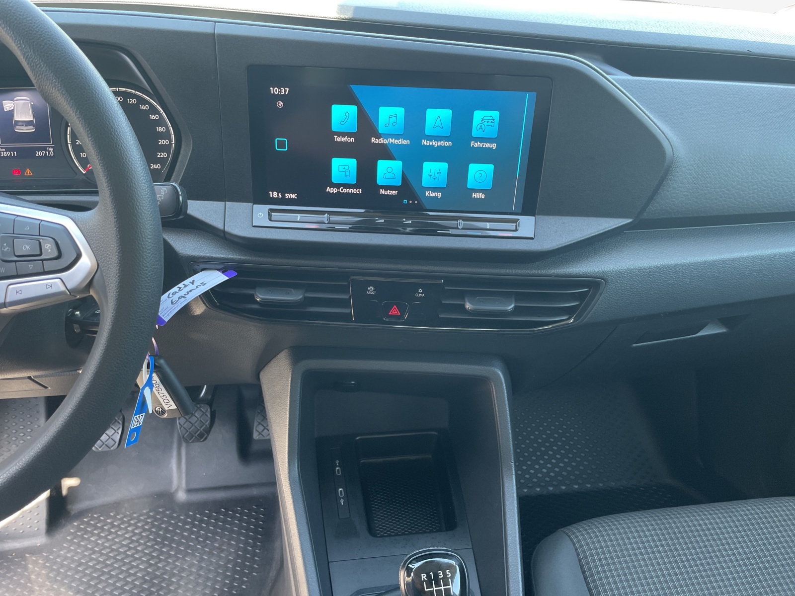 VW Caddy 2.0 TDI 4Motion-image-10
