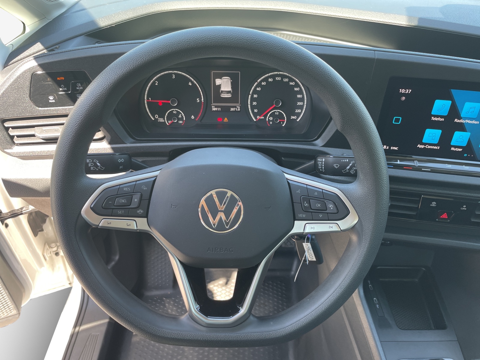VW Caddy 2.0 TDI 4Motion-image-9