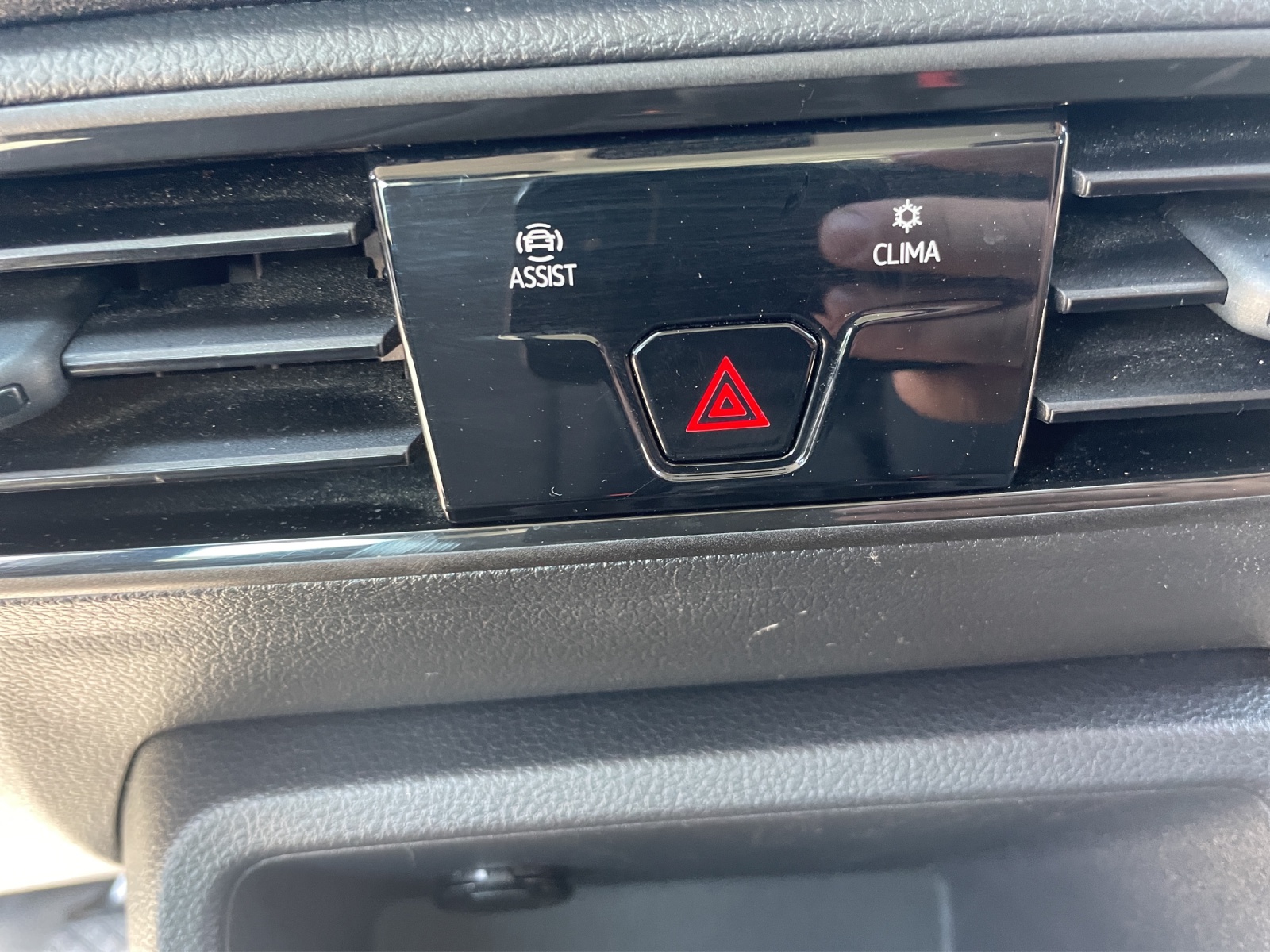 VW Caddy 2.0 TDI 4Motion-image-15