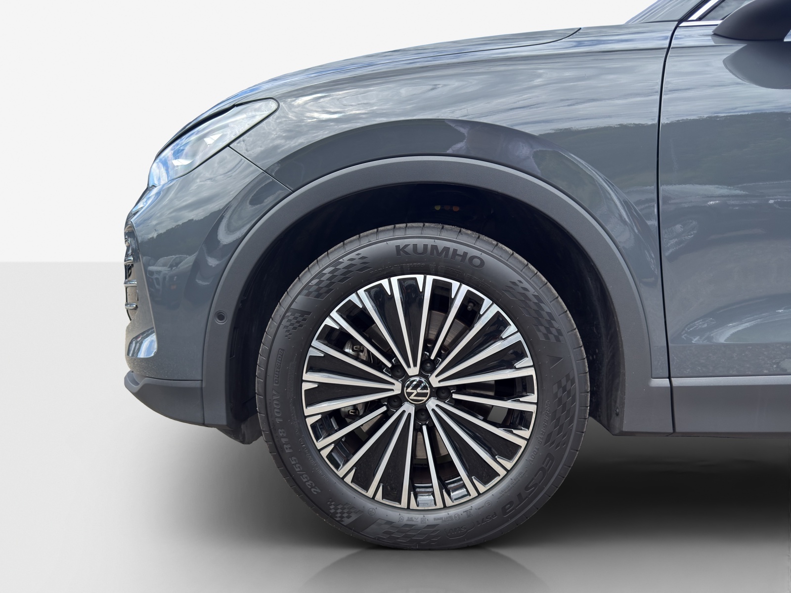 VW Tiguan 2.0 TSI DSG Elegance 4Motion-image-13
