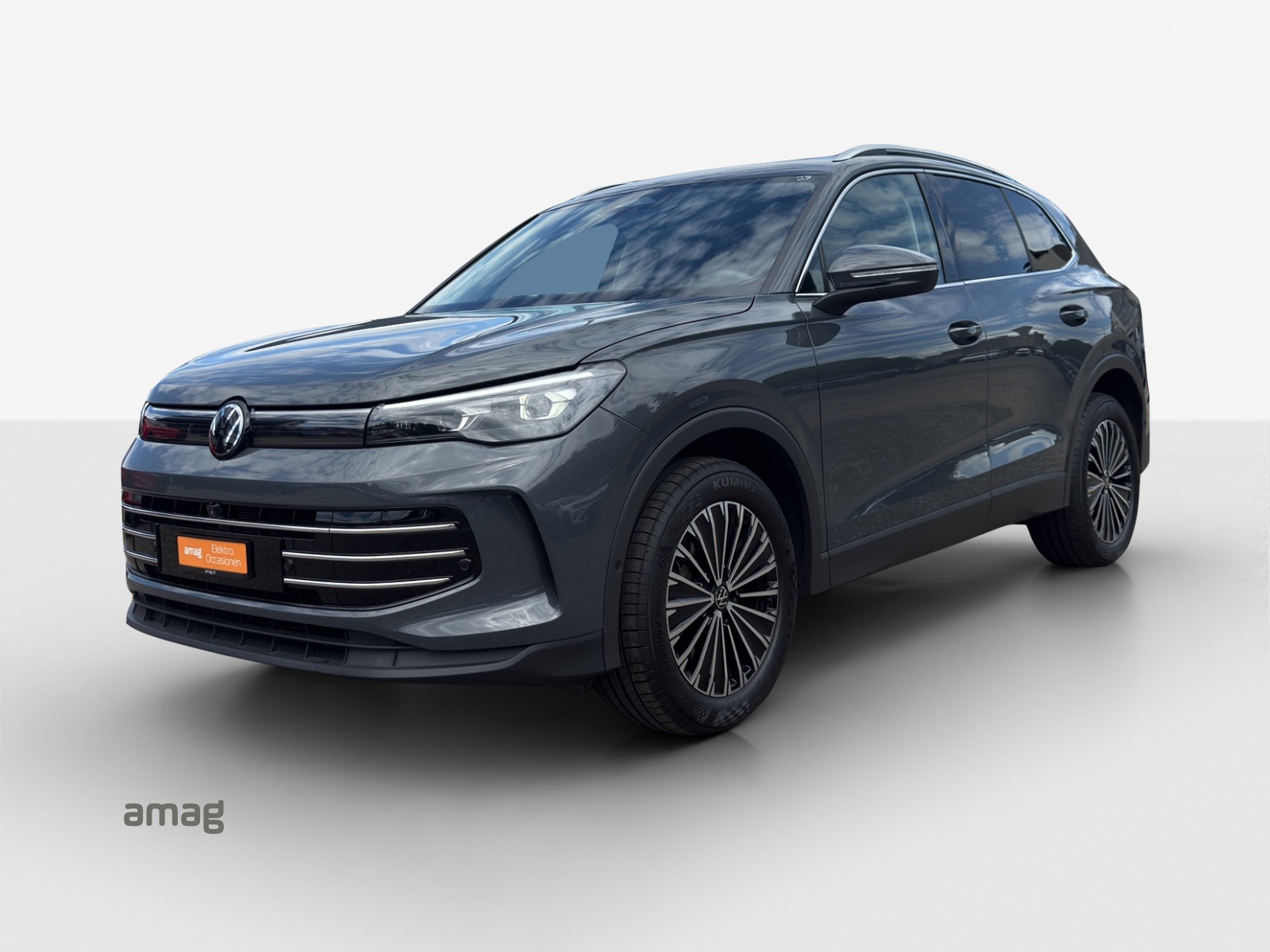 VW Tiguan 2.0 TSI DSG Elegance 4Motion-image-0