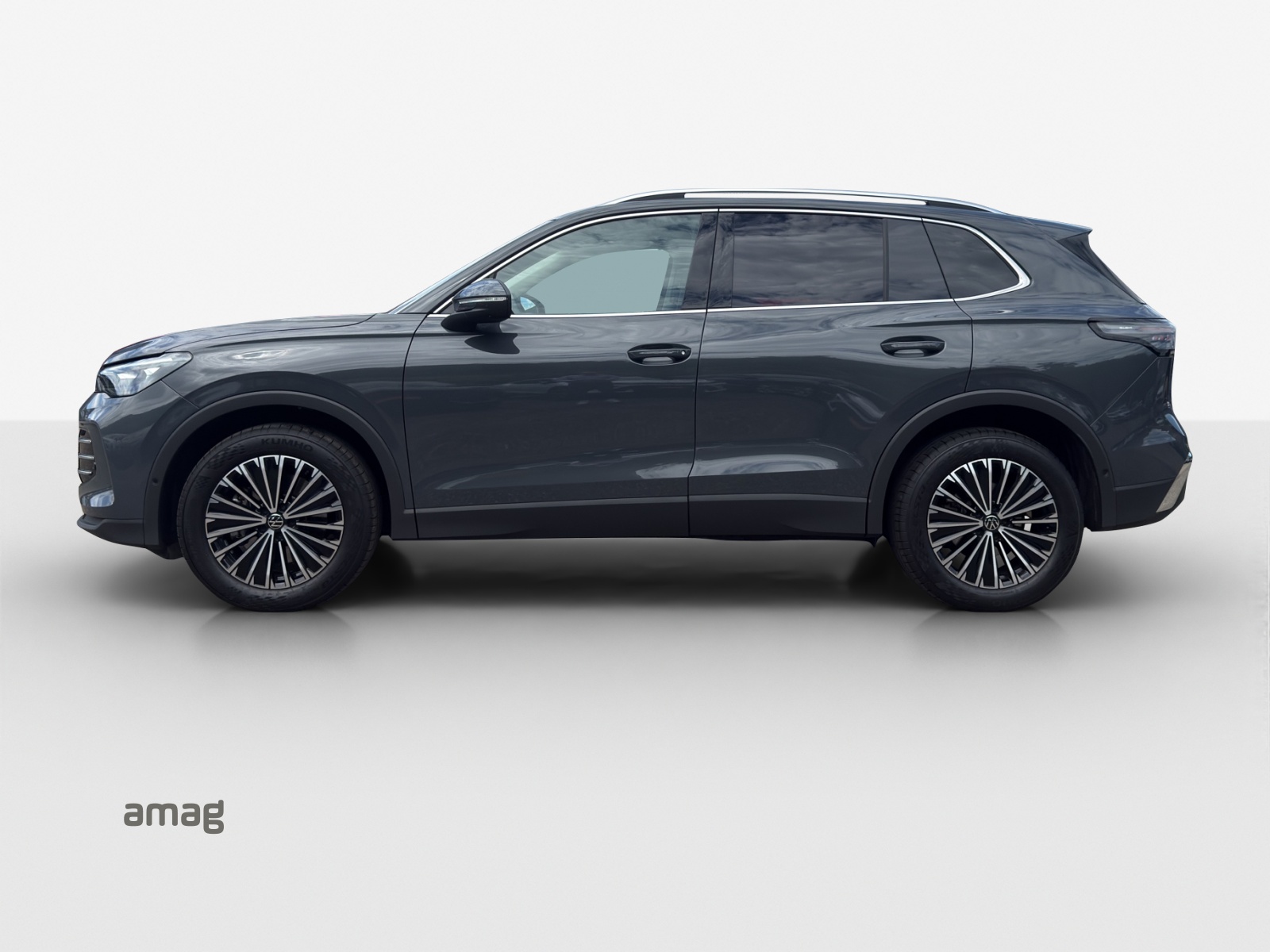 VW Tiguan 2.0 TSI DSG Elegance 4Motion-image-1