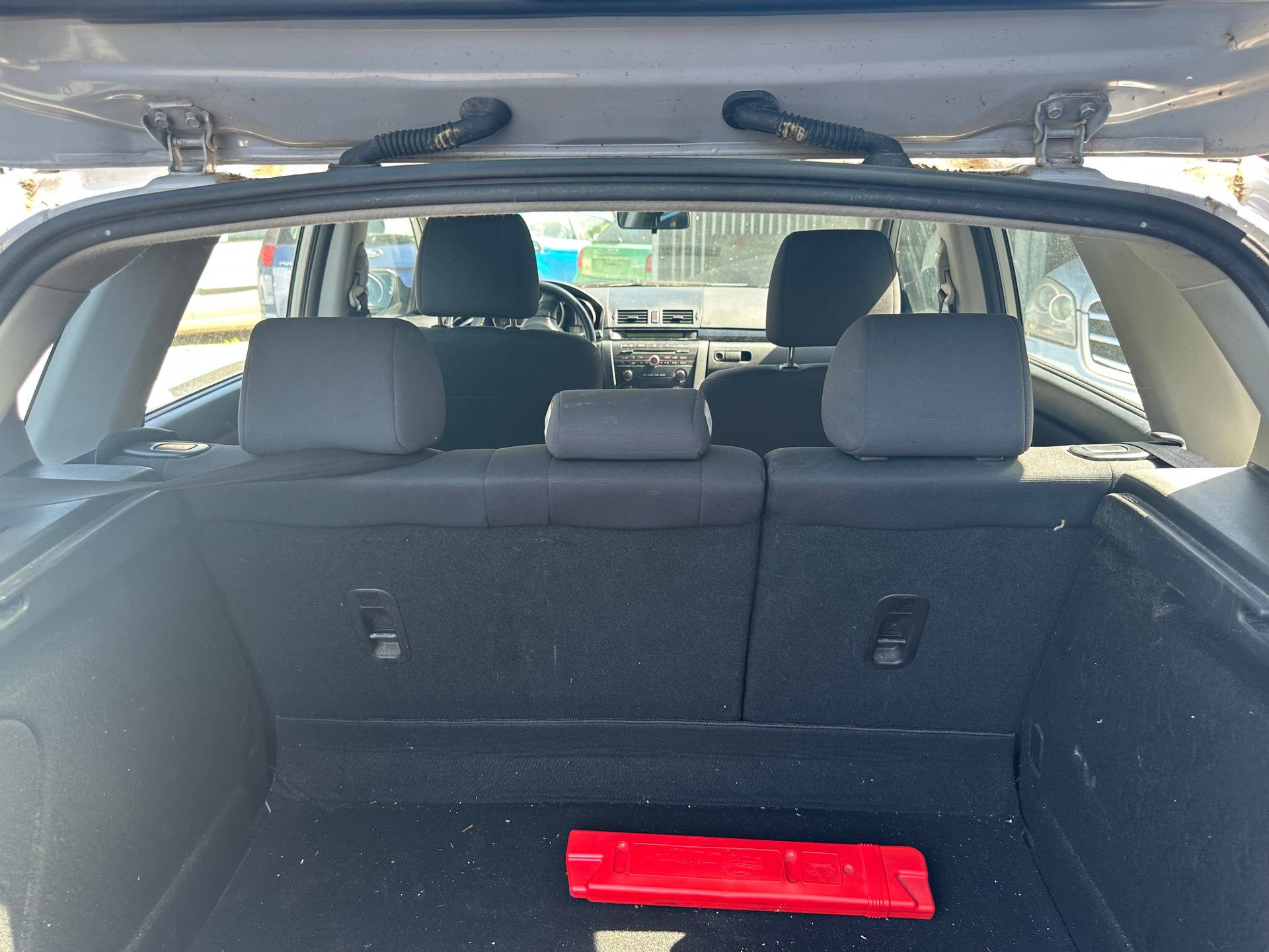MAZDA 3 1.6 16V Confort-image-6