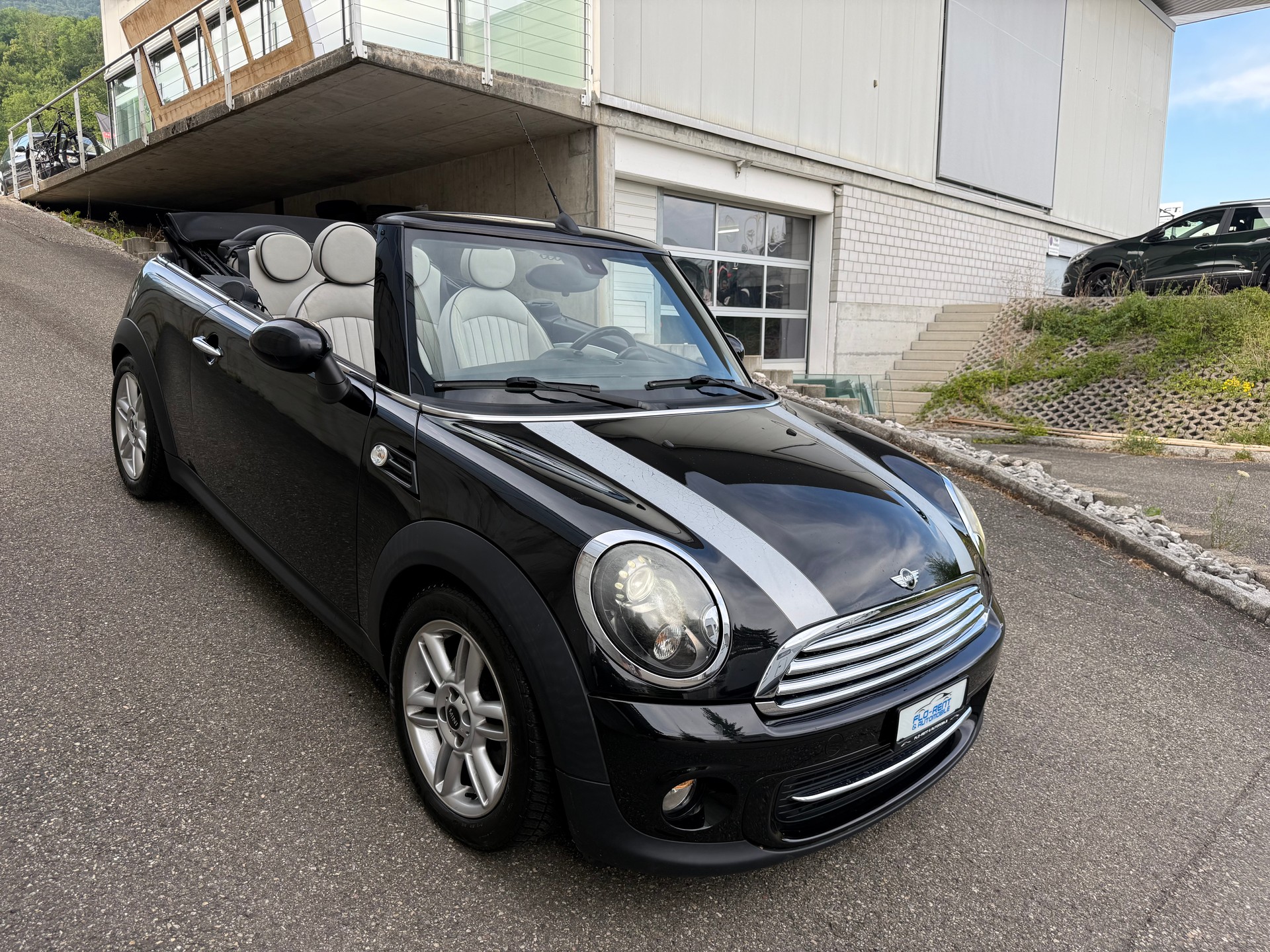 MINI Cooper Cabriolet || Frisch ab MFK-image-2