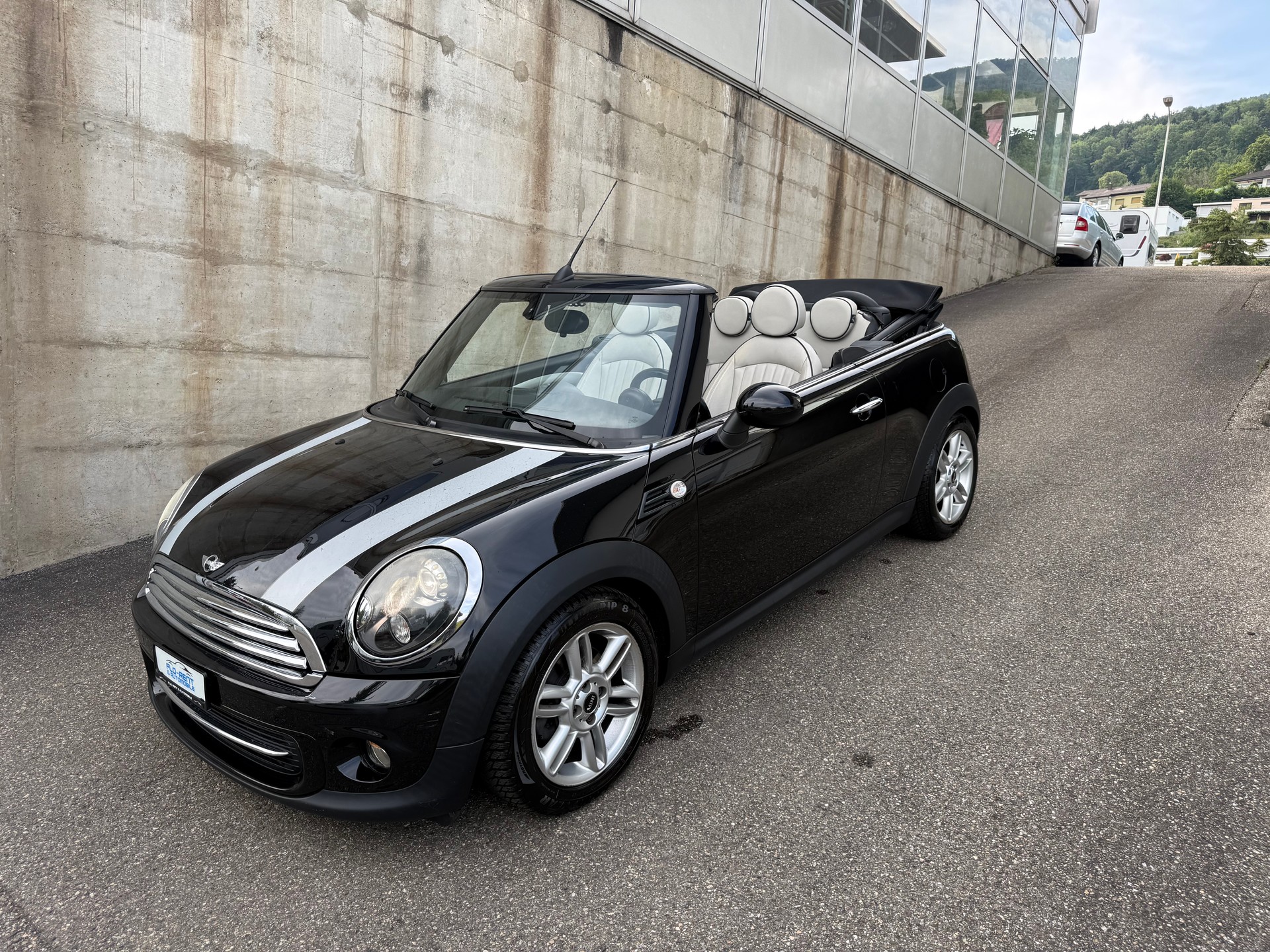 MINI Cooper Cabriolet || Frisch ab MFK-image-0
