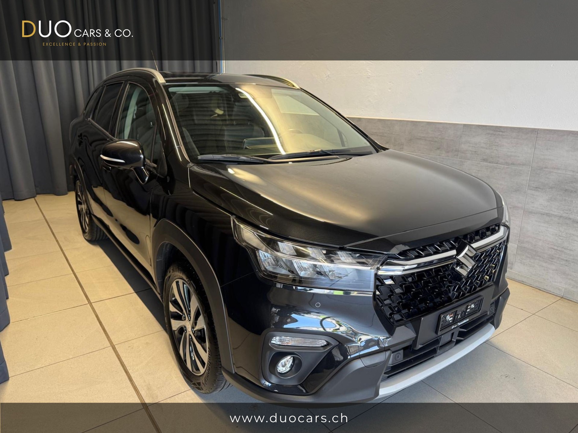 SUZUKI S-Cross 1.5 Compact Top Hybrid-image-0