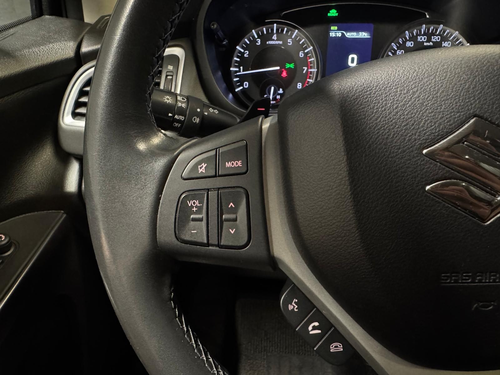 SUZUKI S-Cross 1.5 Compact Top Hybrid-image-15