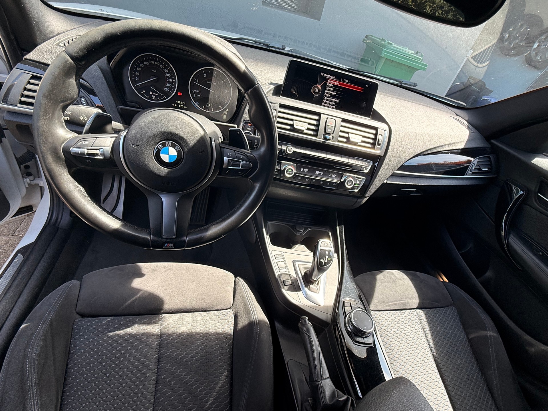 BMW 120d xDrive-image-4