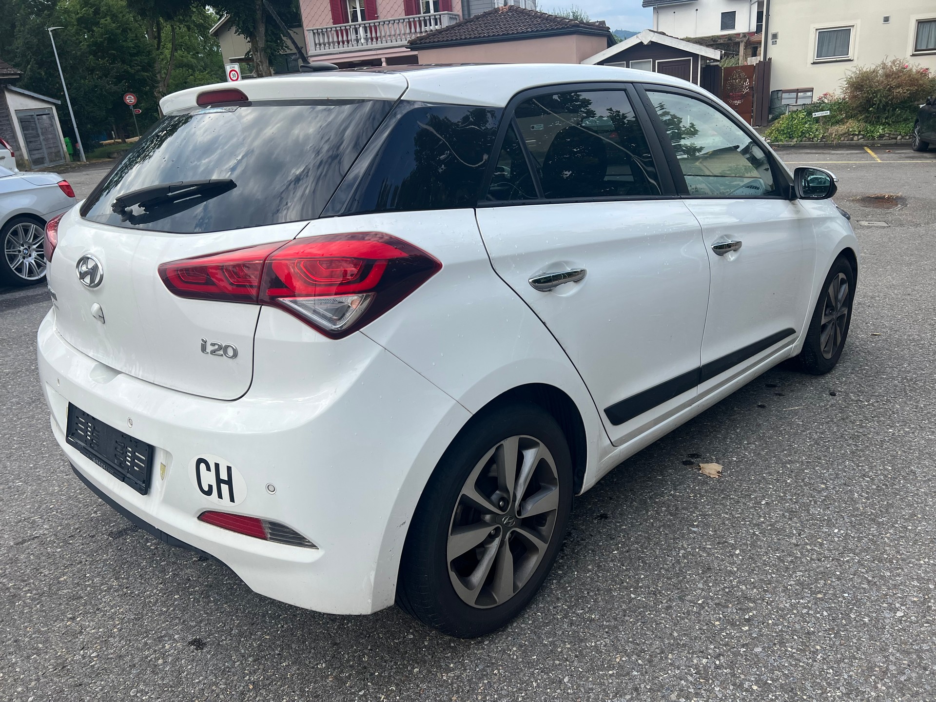 HYUNDAI i20 1.4 Vertex Automatic *PANORAMADACH*-image-4