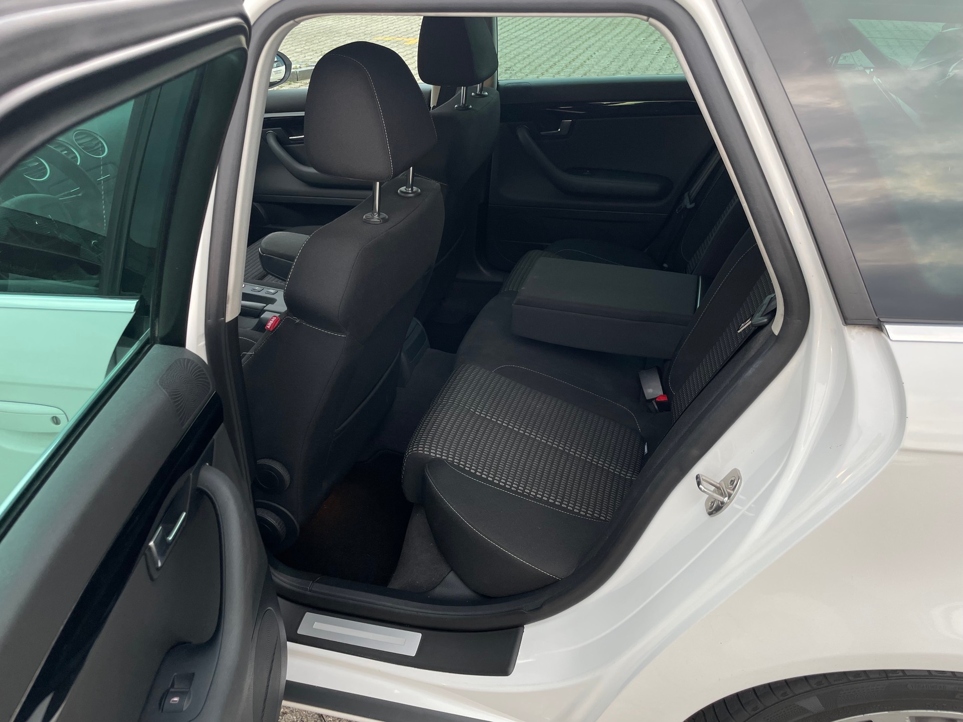 SEAT Exeo ST 2.0 TSI Sport multitronic * neue Bremsen und Reifen *-image-15