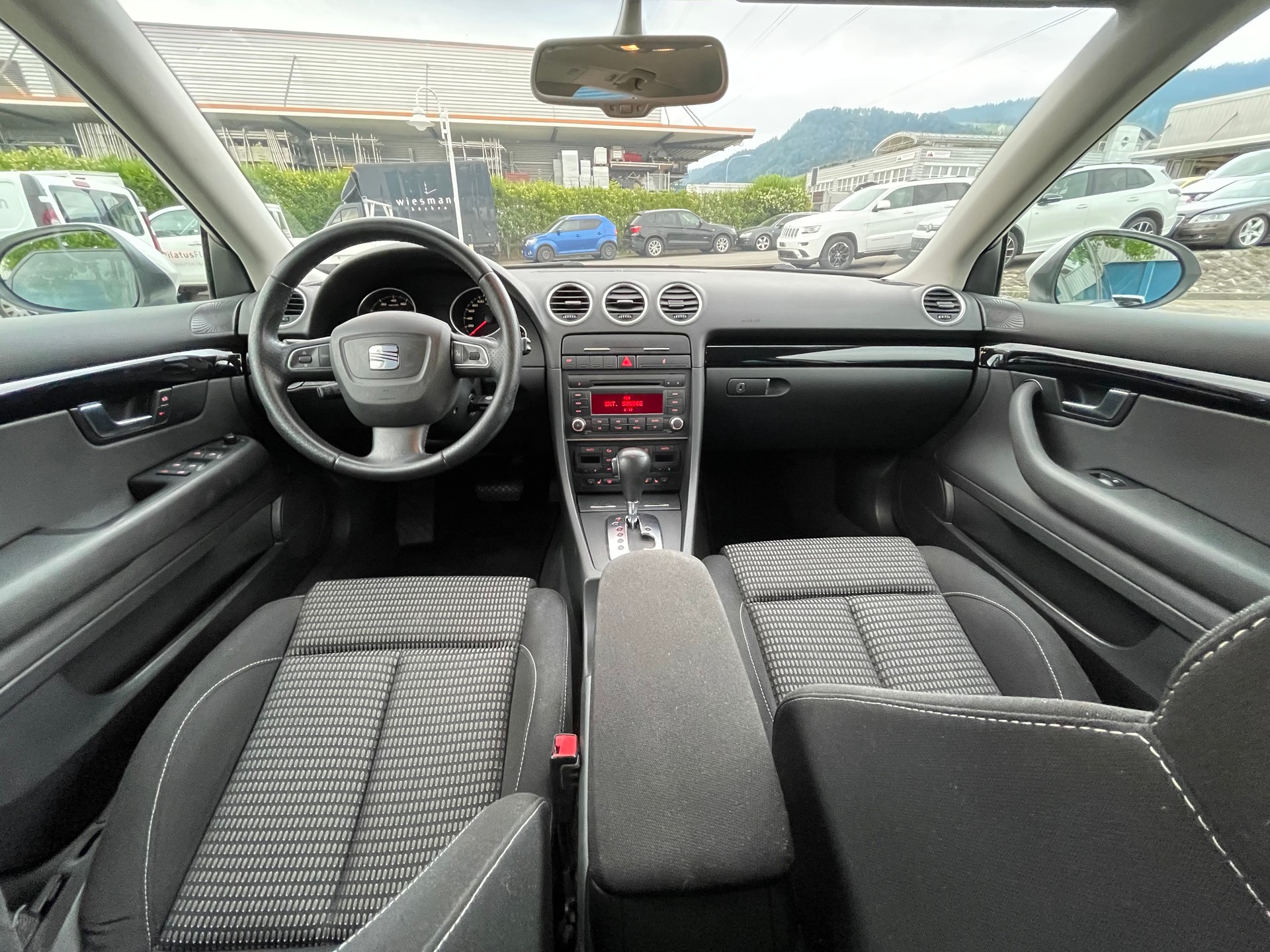 SEAT Exeo ST 2.0 TSI Sport multitronic * neue Bremsen und Reifen *-image-13