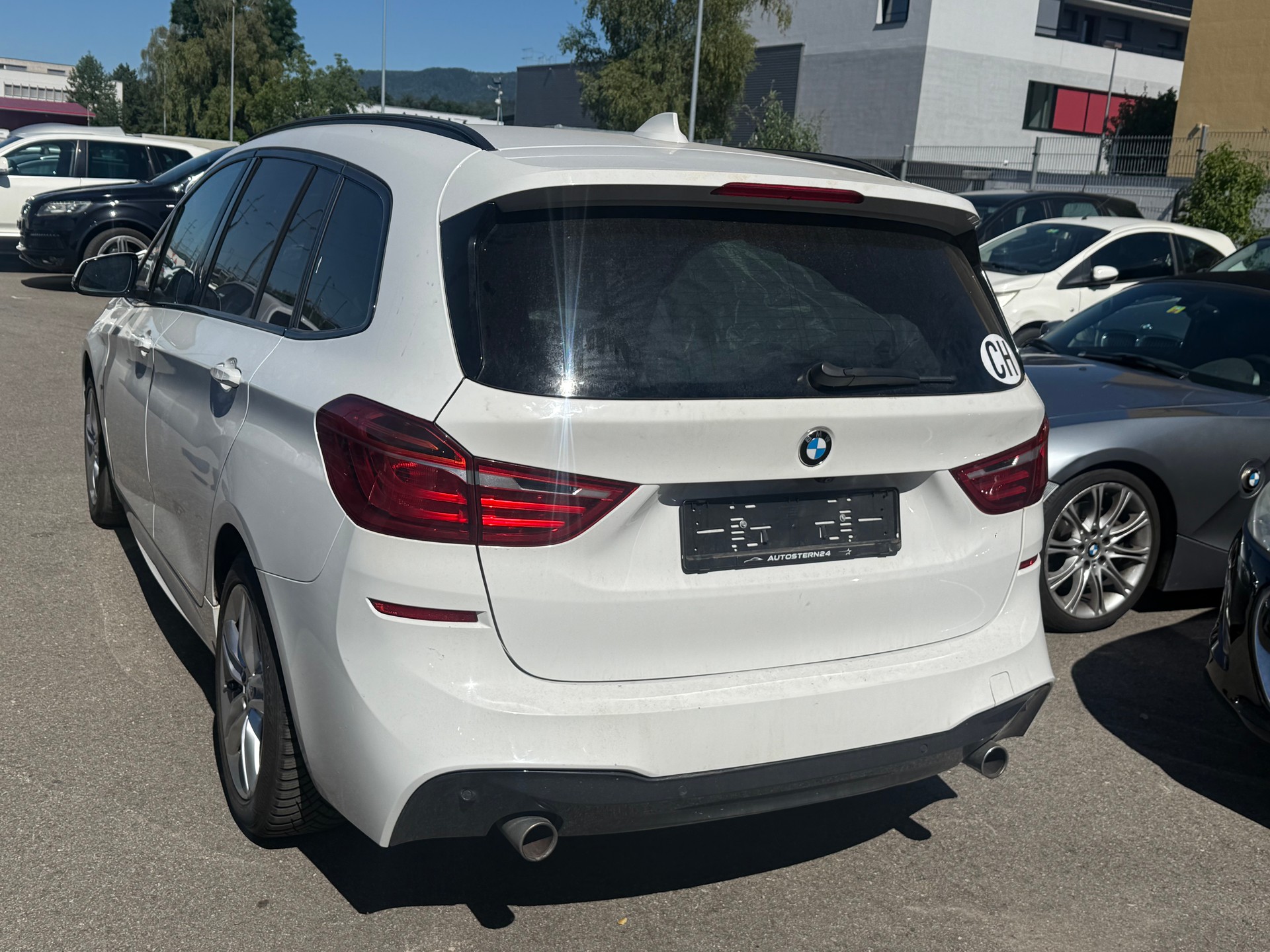 BMW 220d xDrive Gran Tourer M Sport Steptronic-image-2