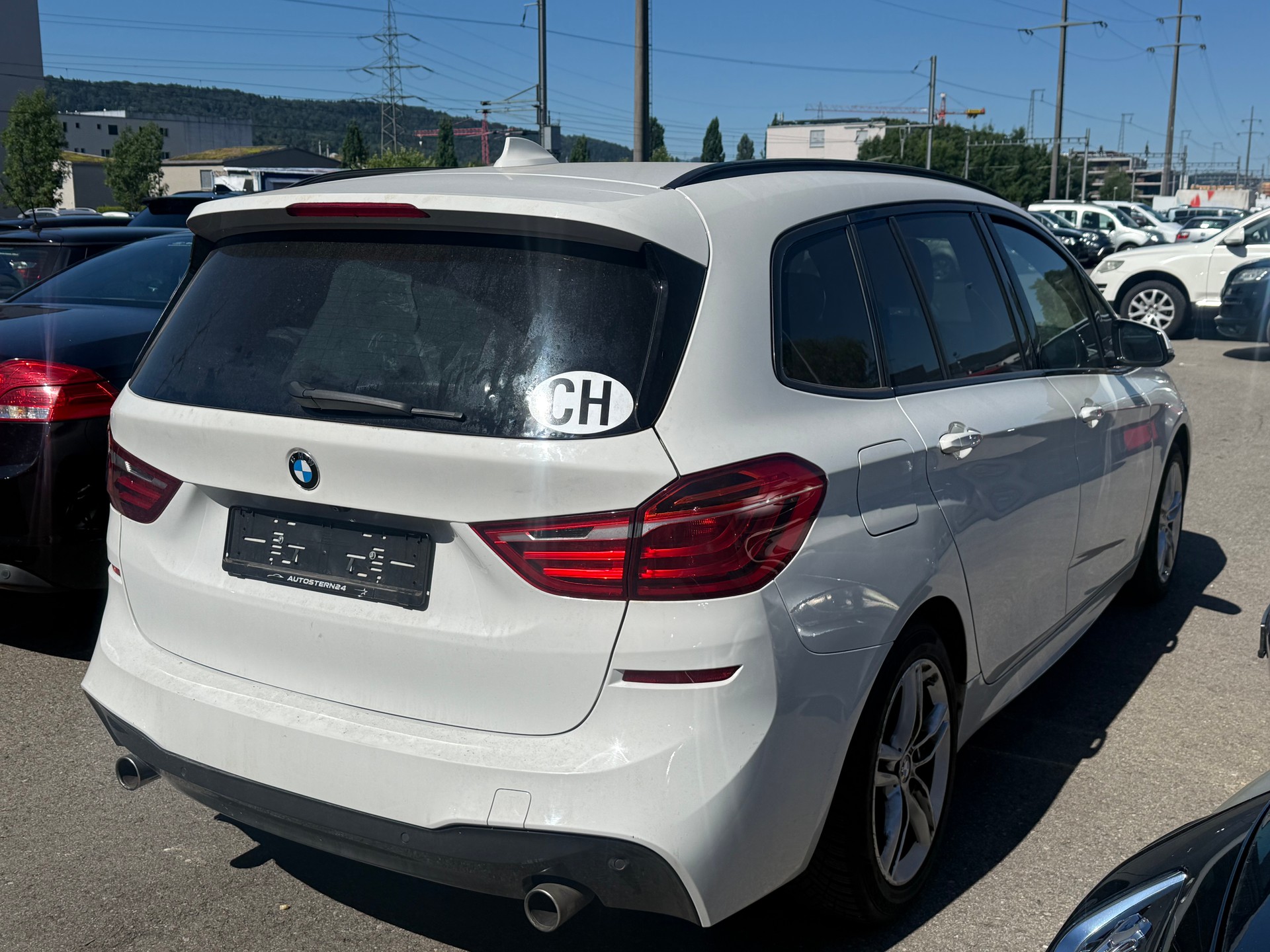 BMW 220d xDrive Gran Tourer M Sport Steptronic-image-3