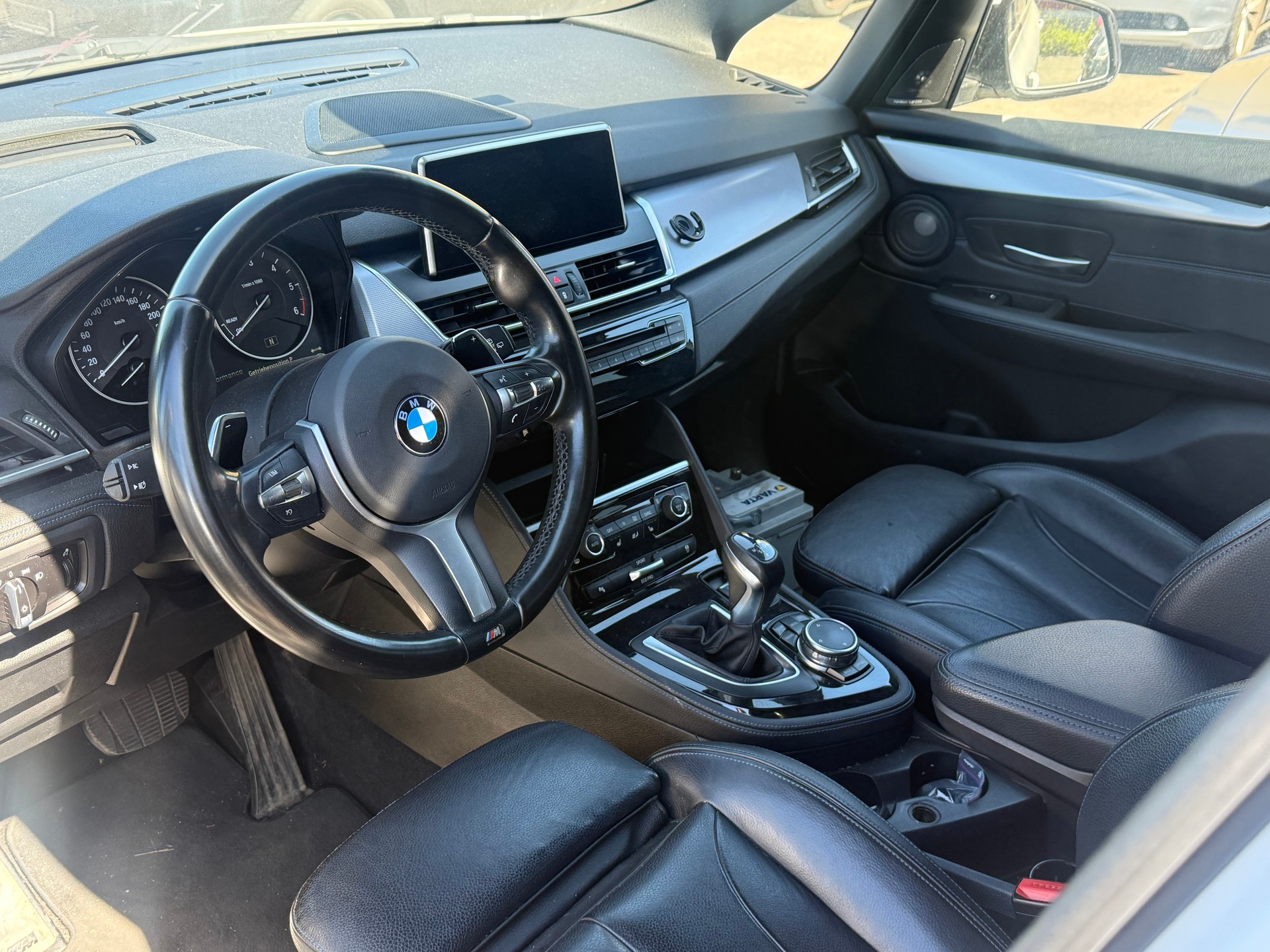 BMW 220d xDrive Gran Tourer M Sport Steptronic-image-4
