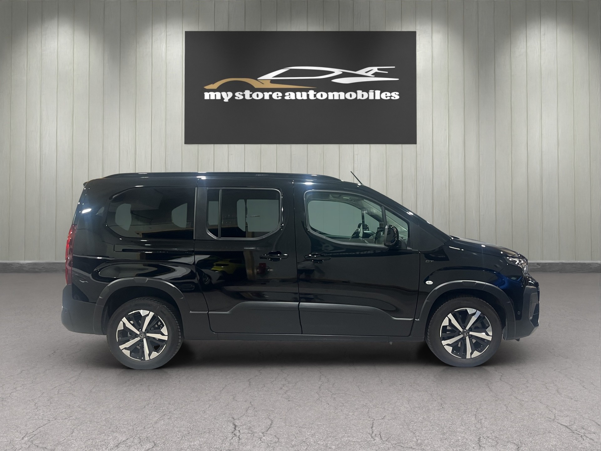 PEUGEOT Rifter Long 1.5 BlueHDi GT EAT8-image-0