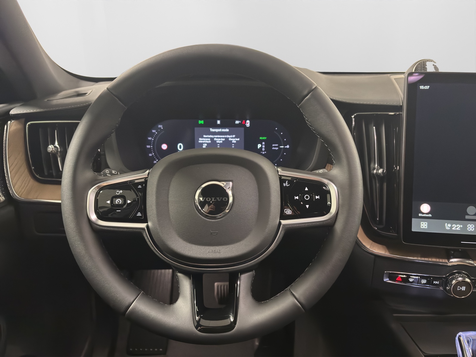 VOLVO XC60 2.0 T8 TE Ultra Dark eAWD-image-7
