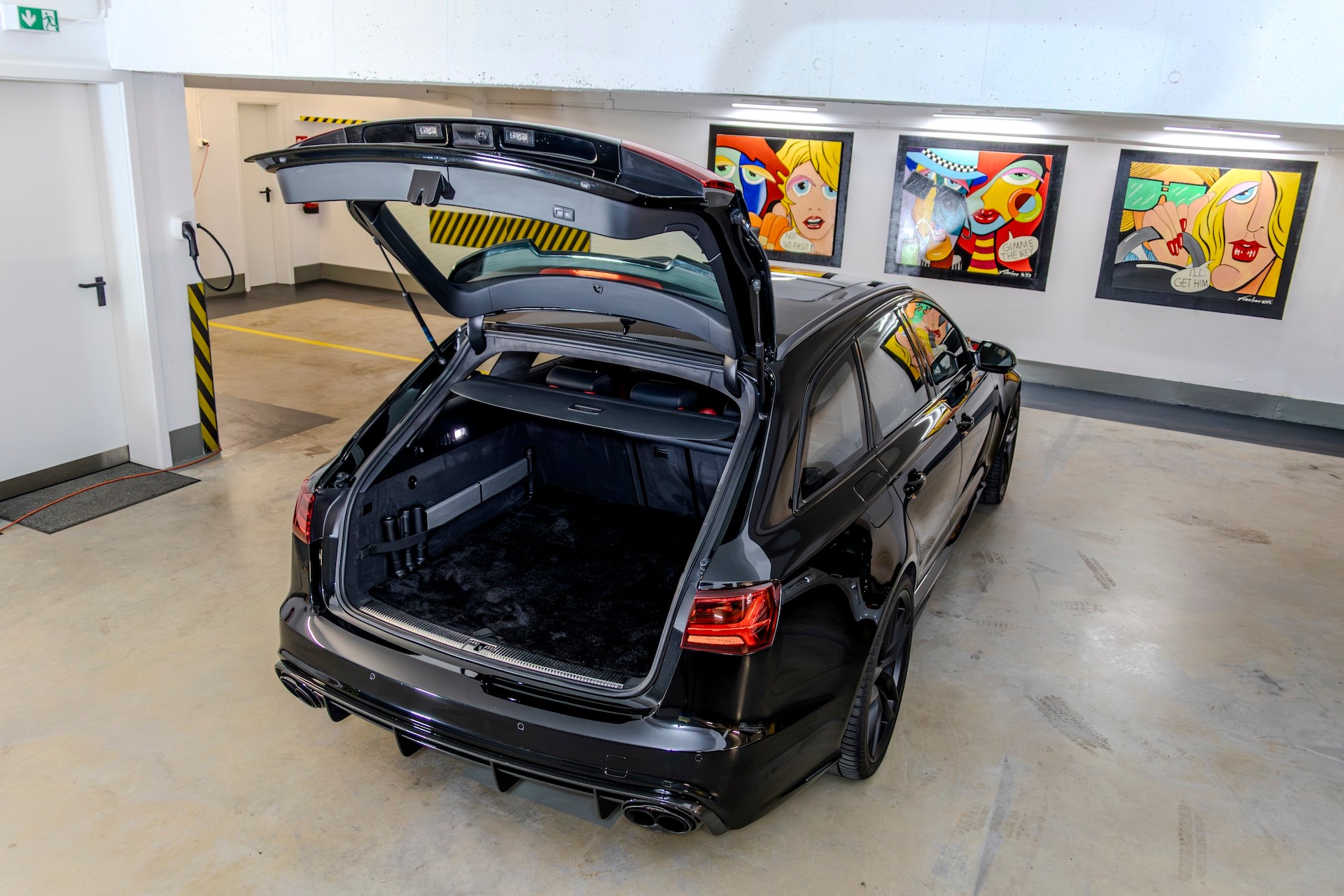 AUDI 4.0 V8 TFSI perform. qu. T-Tr.-image-7